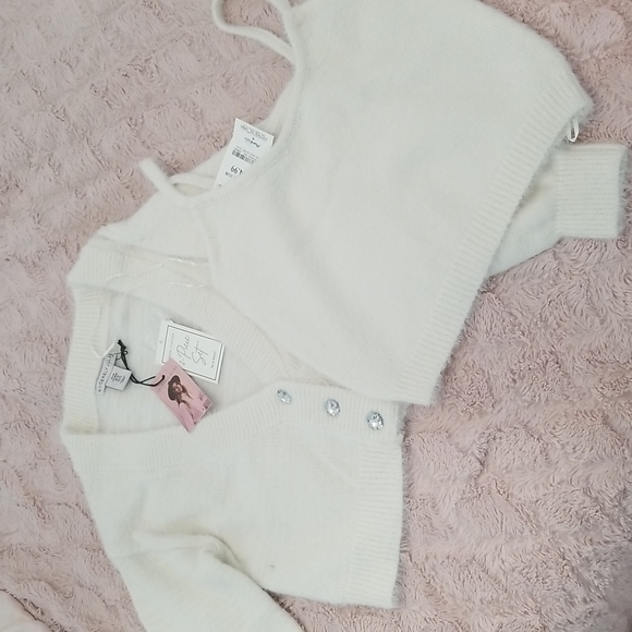 SOLD 2pc cardigan sweater set - Picture 10 of 14